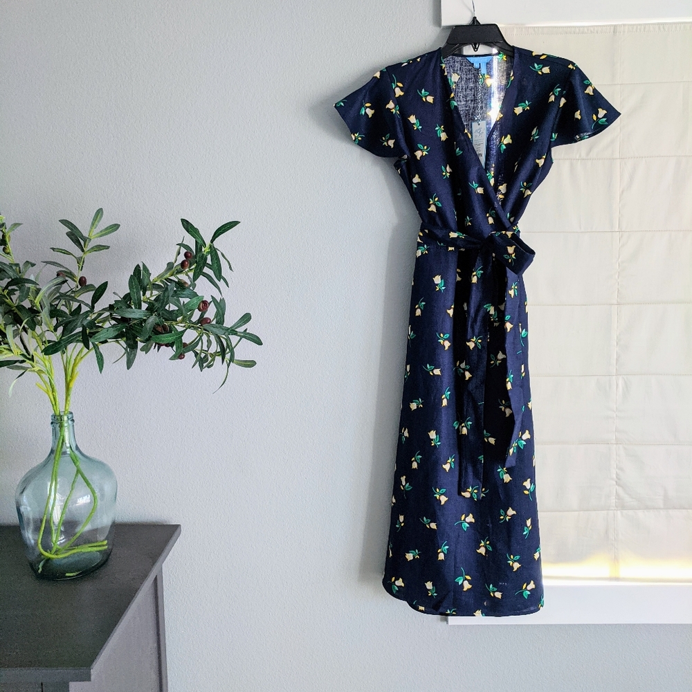 Draper James Navy Blue Dark Floral Linen Wrap Dress NWT 6 - Picture 6 of 11